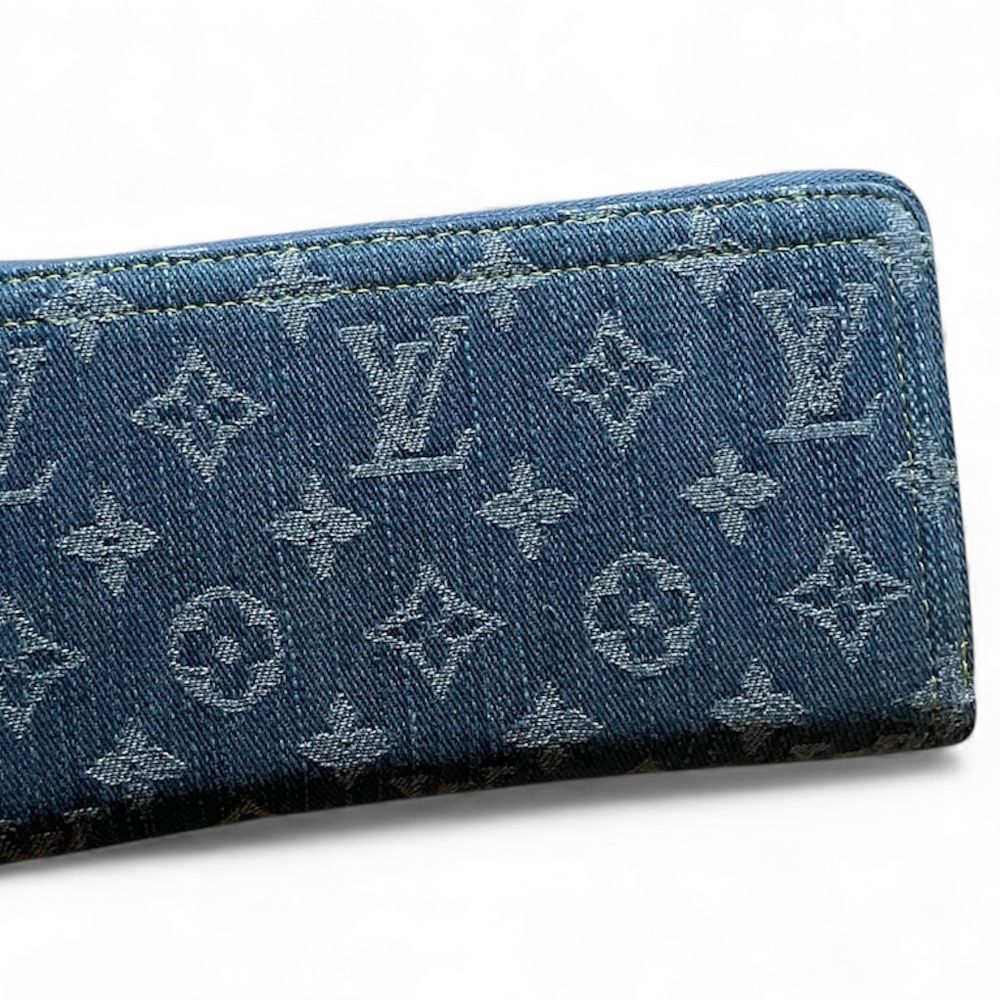 Gorgeous LV Monogram Denim Zippy elongated Wallet in Blue with multi compartment - Picture 5 of 9